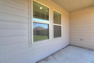 1278 Carnaby St in Corpus Christi, TX - Foto de edificio - Building Photo