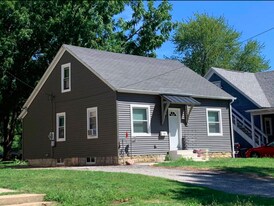 132 Laquineo St in Findlay, OH - Building Photo