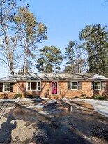 7001 Conifer Rd in Richmond, VA - Building Photo