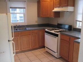 619 Potter St in Kalamazoo, MI - Building Photo - Building Photo