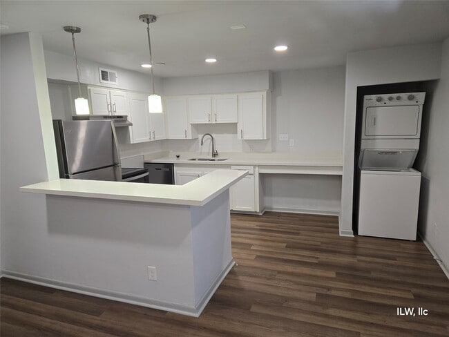 815 Harvard St in Houston, TX - Foto de edificio - Building Photo