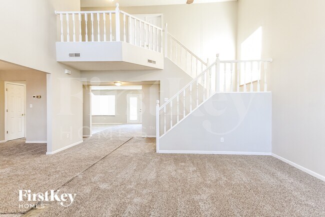 11419 Watts Bar Ct, Unit 400 MVC in Indianapolis, IN - Foto de edificio - Building Photo