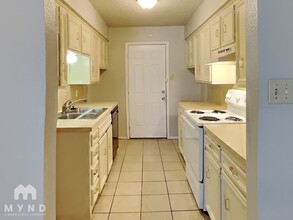 6175 34th St in Lubbock, TX - Building Photo - Building Photo