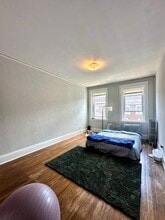 46 Longwood Ave, Unit 6 in Brookline, MA - Foto de edificio - Building Photo