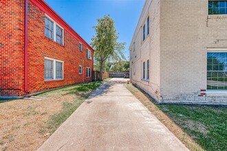 6630 Lawndale St in Houston, TX - Building Photo - Building Photo