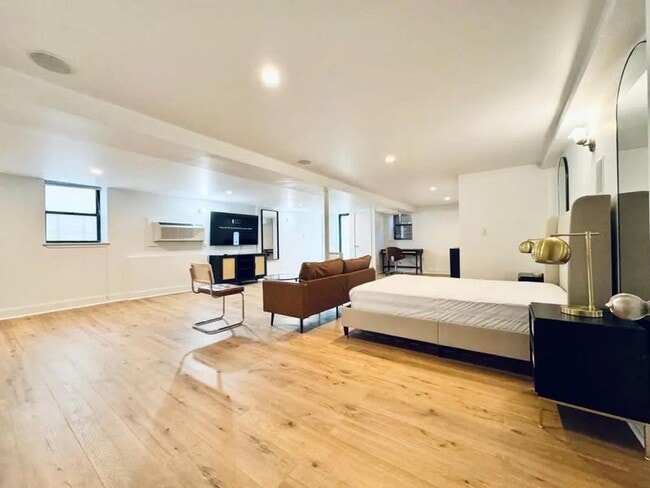 Nice room in a good neighborhood in Brooklyn, NY - Building Photo - Building Photo