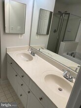 2480 Angeline Dr-Unit -104 in Herndon, VA - Building Photo - Building Photo