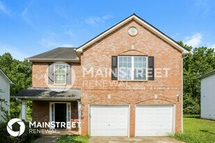 3909 Riverside Pkwy in Decatur, GA - Building Photo