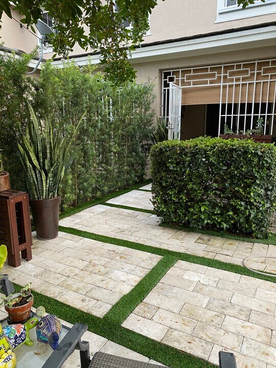 14049 SW 270th Ter in Homestead, FL - Foto de edificio