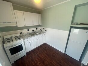 80 Rockland St, Unit 3 in Boston, MA - Building Photo - Building Photo