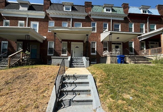 2908 Hilldale Ave in Baltimore, MD - Building Photo
