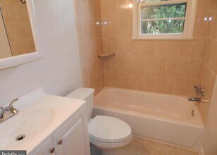 6916 Crafton Ln in Clinton, MD - Building Photo - Building Photo