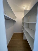 200 E 27th St in New York, NY - Building Photo - Building Photo