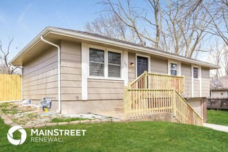 201 NE 1st St Terrace in Blue Springs, MO - Building Photo - Building Photo