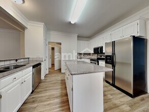 8401 Forest Shadow Cir in Cornelius, NC - Building Photo - Building Photo