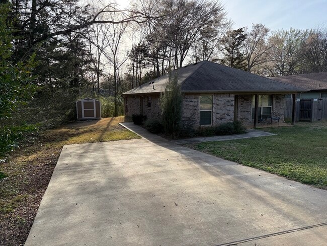 406 Brentwood Dr in Bullard, TX - Building Photo - Building Photo