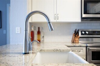 200 4th Ave S in St. Petersburg, FL - Building Photo - Building Photo