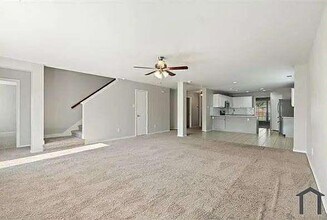 10449 Hideaway Trail in Fort Worth, TX - Building Photo - Building Photo