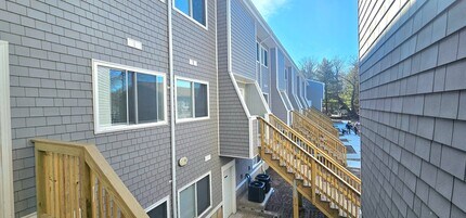 44 Warner St in Hamden, CT - Building Photo - Building Photo