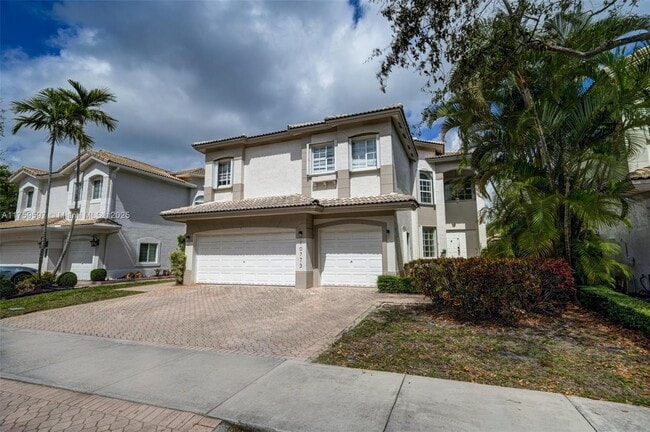 10773 NW 69th Ter in Doral, FL - Building Photo - Building Photo
