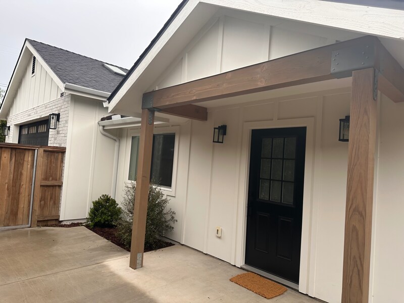 2130 Lemon Ave in Escondido, CA - Building Photo