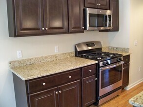 404 Main St in Wallingford, CT - Building Photo - Building Photo