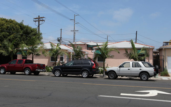 2876-2884 Meade Ave in San Diego, CA - Building Photo - Building Photo