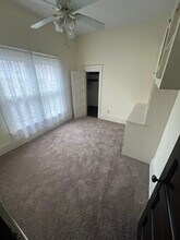 406 E 1st St in Newton, KS - Building Photo - Building Photo