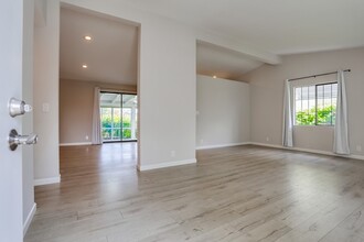 3560 Turquoise Ln in Oceanside, CA - Building Photo - Building Photo