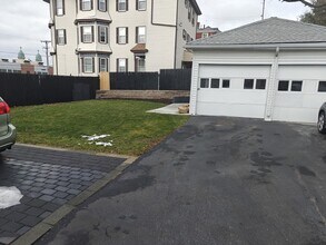 452 Osborn St in Fall River, MA - Foto de edificio - Building Photo