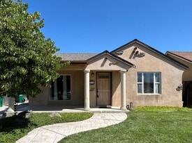 309 Mission St in Lodi, CA - Building Photo