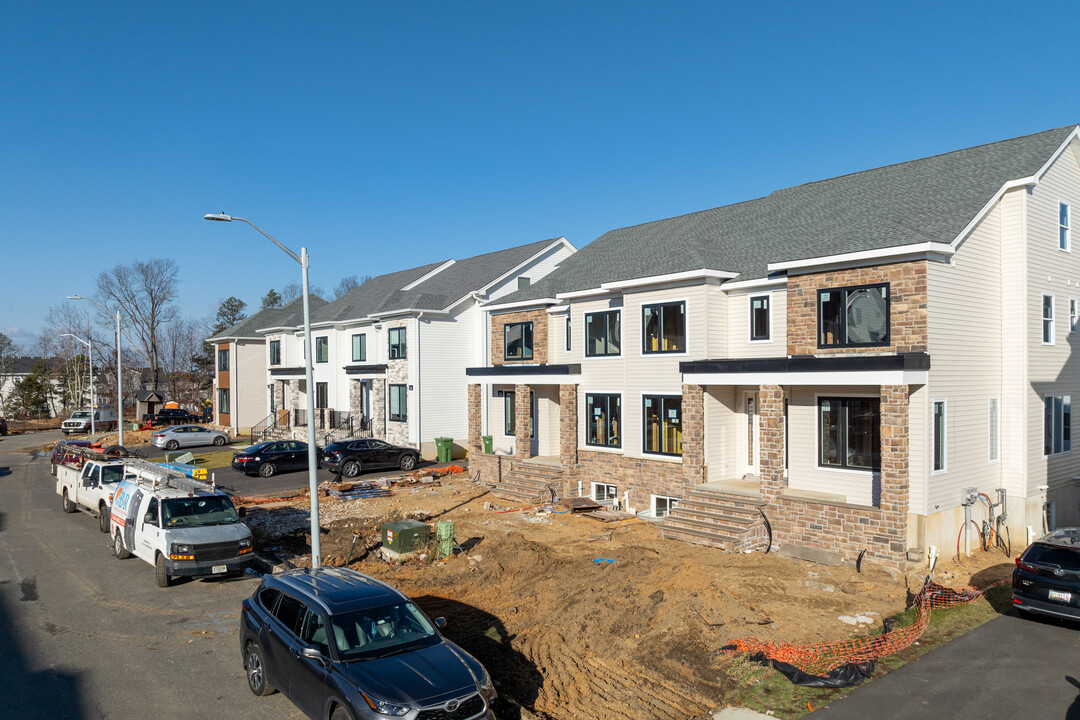 The Loop in Lakewood, NJ - Building Photo