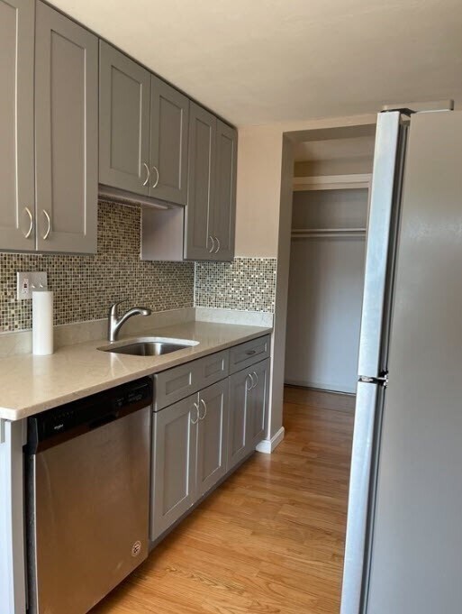 31 Jones Terrace in Stoughton, MA - Building Photo