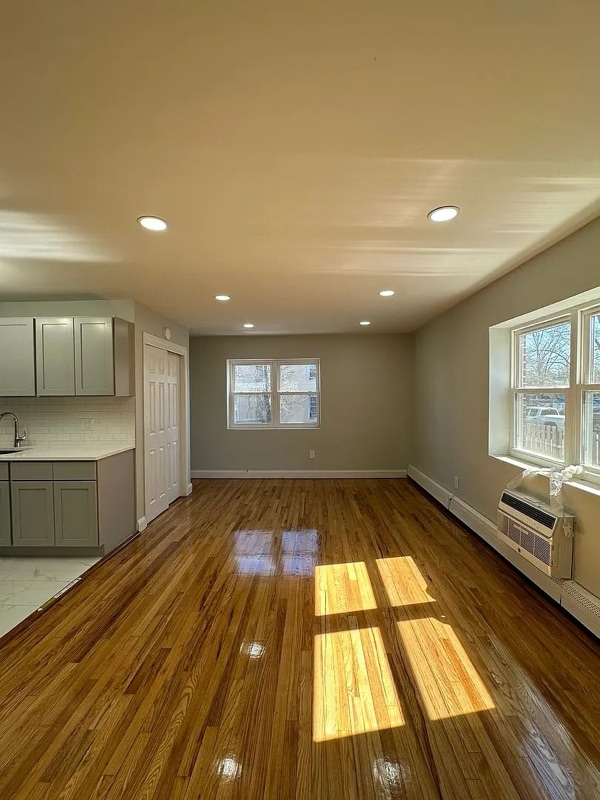 821 Central Ave