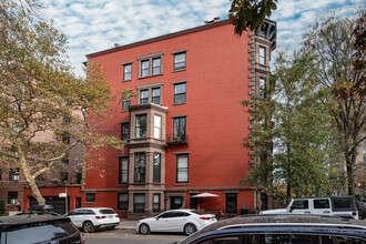 26 8th Ave in Brooklyn, NY - Building Photo - Building Photo