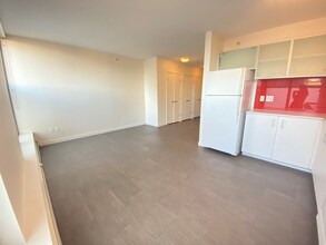 66 W Cordova St in Vancouver, BC - Building Photo - Building Photo