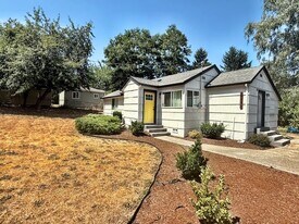 4375 WA-3 in Bremerton, WA - Building Photo