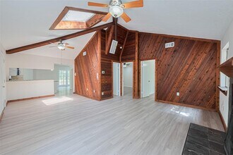 5323 Forest Dr in Cleveland, TX - Building Photo - Building Photo