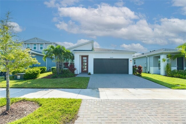 property at 10669 SW Gloriana St