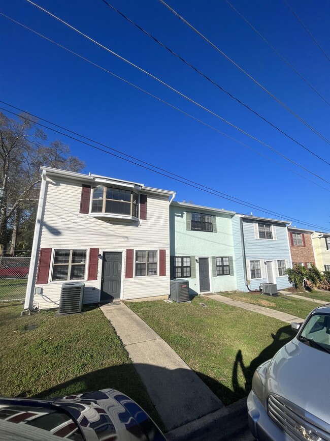 824 W Carolina St in Tallahassee, FL - Building Photo - Building Photo