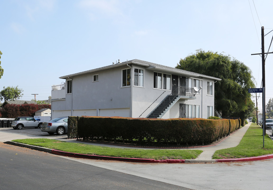 12447 Short Ave in Los Angeles, CA - Building Photo