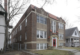 2705 Dupont Ave S in Minneapolis, MN - Building Photo - Building Photo