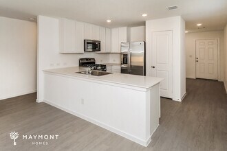 606 Layne Overlook in San Antonio, TX - Building Photo - Building Photo