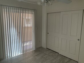 2008 Granemore St in Las Vegas, NV - Building Photo - Building Photo