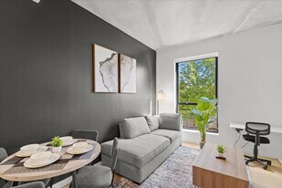 224 Foster Ave in Charlotte, NC - Building Photo