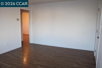 827 S 33rd St in Richmond, CA - Building Photo - Building Photo