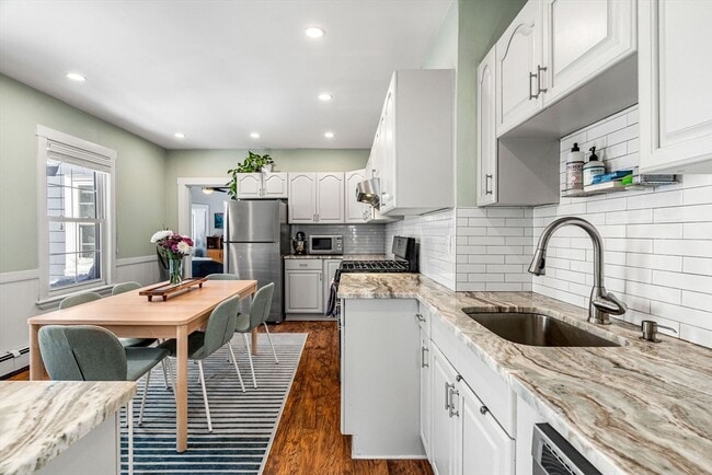 87 Condor St in Boston, MA - Building Photo - Building Photo