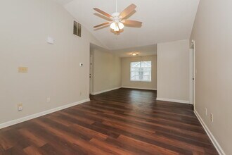 218 Adam Cir in Mcdonough, GA - Building Photo - Building Photo