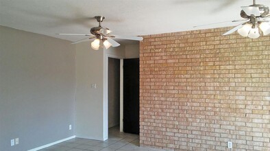 96 Flint Rock Trail in Del Rio, TX - Building Photo - Building Photo