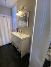 8 Otis Pl, Unit 4 in Boston, MA - Building Photo - Building Photo